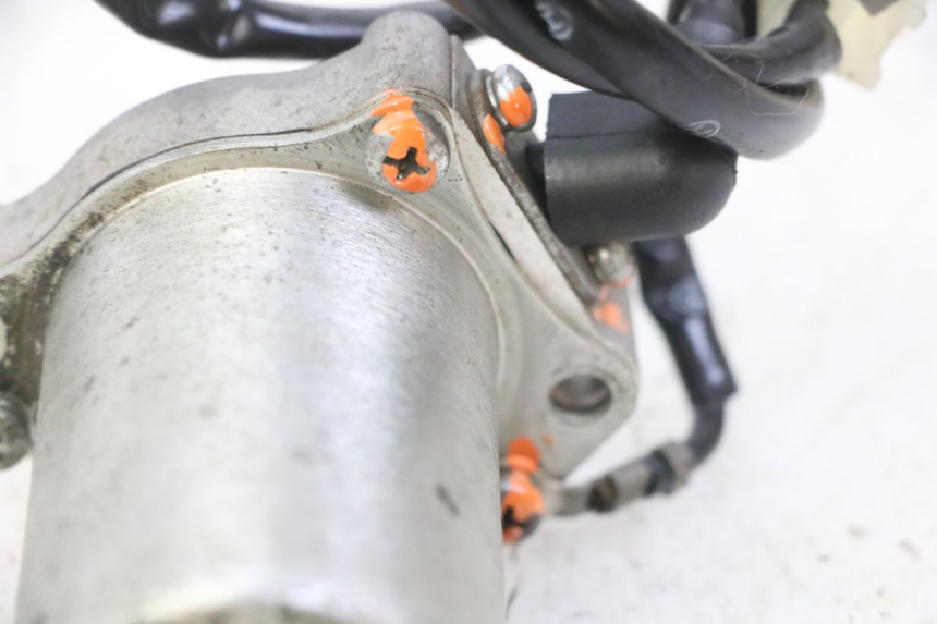 photo de MOTOR DE ARRANQUE HONDA CRF-F CRF F 110 (2019 - 2022) - Zoom do estado de desgaste