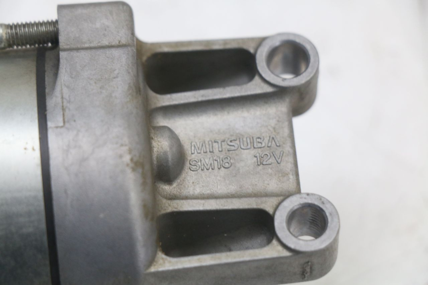 photo de MOTOR DE ARRANQUE HONDA CRF R 250 (2020 - 2021) - Outro ângulo de visão
