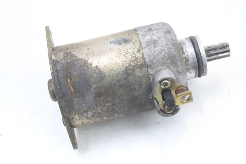 photo de MOTOR DE ARRANQUE KYMCO DINK STREET 125 (2009 - 2014) - Zoom do estado de desgaste