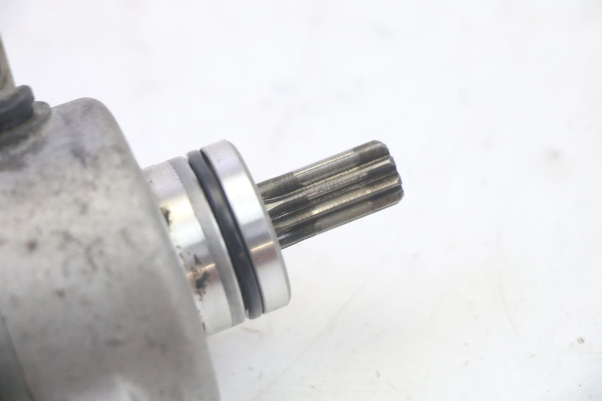 photo de MOTOR DE ARRANQUE YAMAHA FJR ABS 1300 (2006 - 2012) - Detalhe da peça