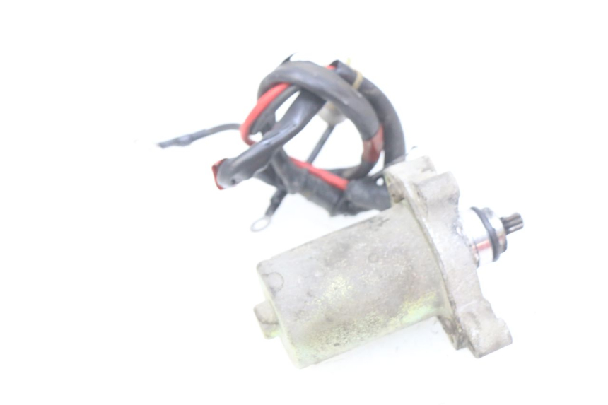 photo de MOTOR DE ARRANQUE PIAGGIO FLY 100 (2006 - 2010) - Zoom do estado de desgaste