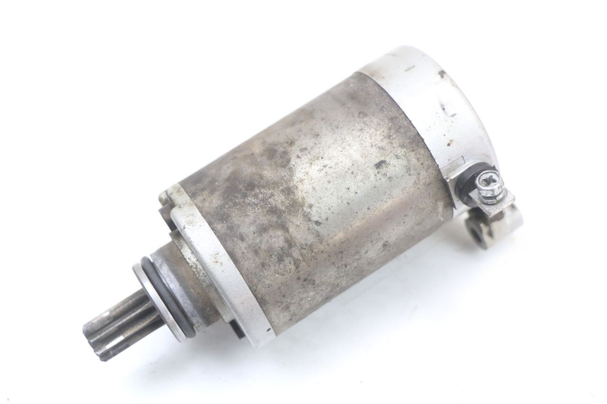 photo de MOTOR DE ARRANQUE HYOSUNG GF 125 (2001 - 2005) - Outro ângulo de visão