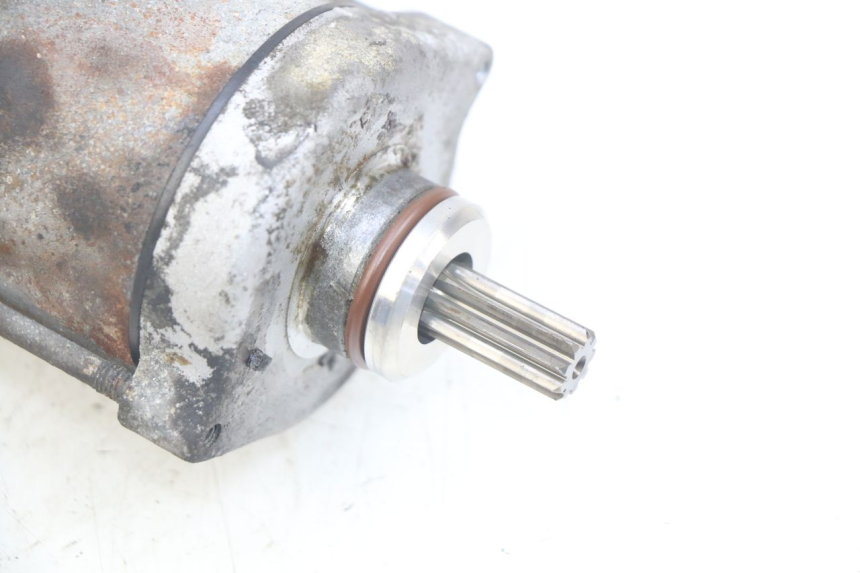 photo de MOTOR DE ARRANQUE GILERA GP 800 (2007 - 2013) - Outro ângulo de visão