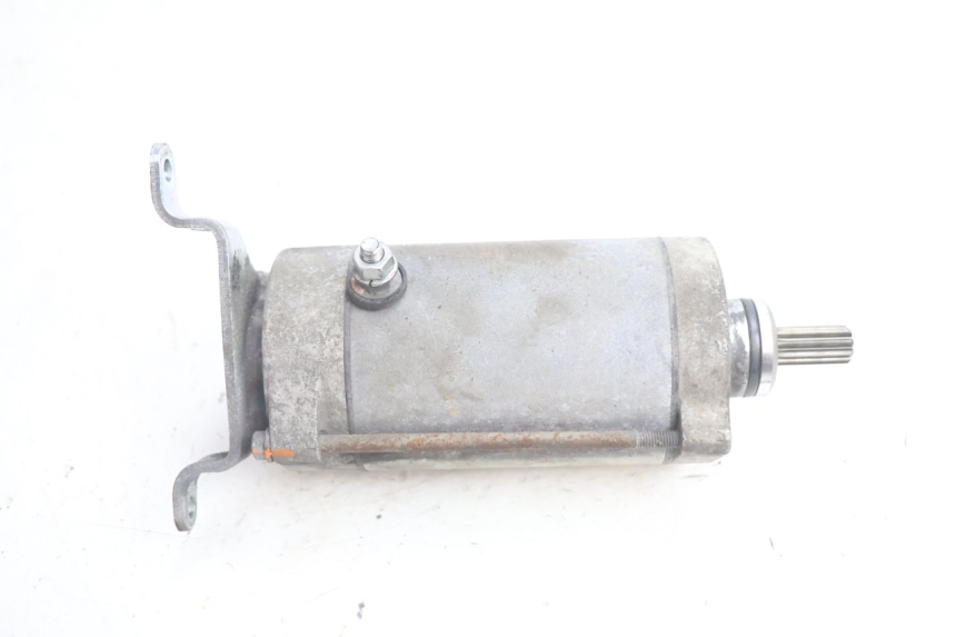photo de MOTOR DE ARRANQUE GILERA GP 800 (2007 - 2013) - Outro ângulo de visão