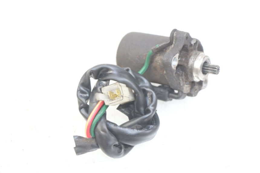 photo de MOTOR DE ARRANQUE PEUGEOT KISBEE 2T 50 (2010 - 2017) - Outro ângulo de visão