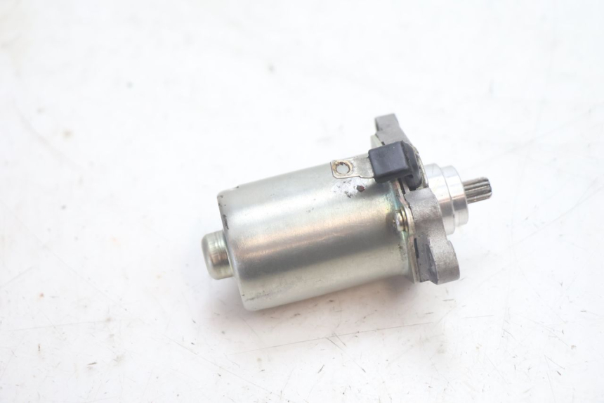 photo de MOTOR DE ARRANQUE PEUGEOT KISBEE 2T 50 (2010 - 2017) - Ampliação técnica