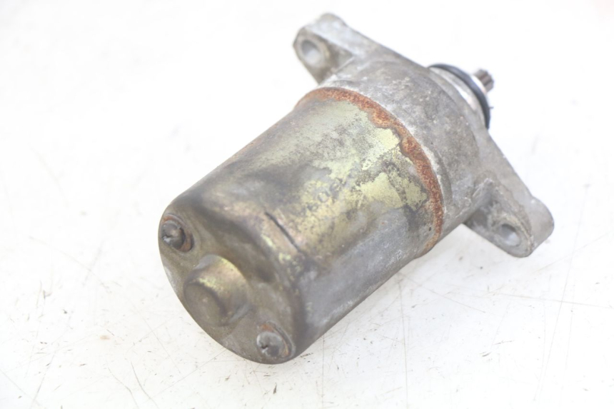 photo de MOTOR DE ARRANQUE PEUGEOT KISBEE 4T 50 (2018 - 2022) - Detalhe da peça