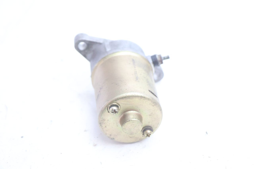 photo de MOTOR DE ARRANQUE PEUGEOT KISBEE 4T 50 (2010 - 2017) - Pontos de fixação