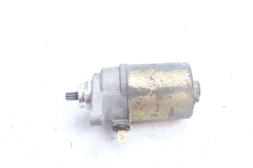 photo de MOTOR DE ARRANQUE PEUGEOT KISBEE 4T 50 (2010 - 2017) - Zoom do estado de desgaste