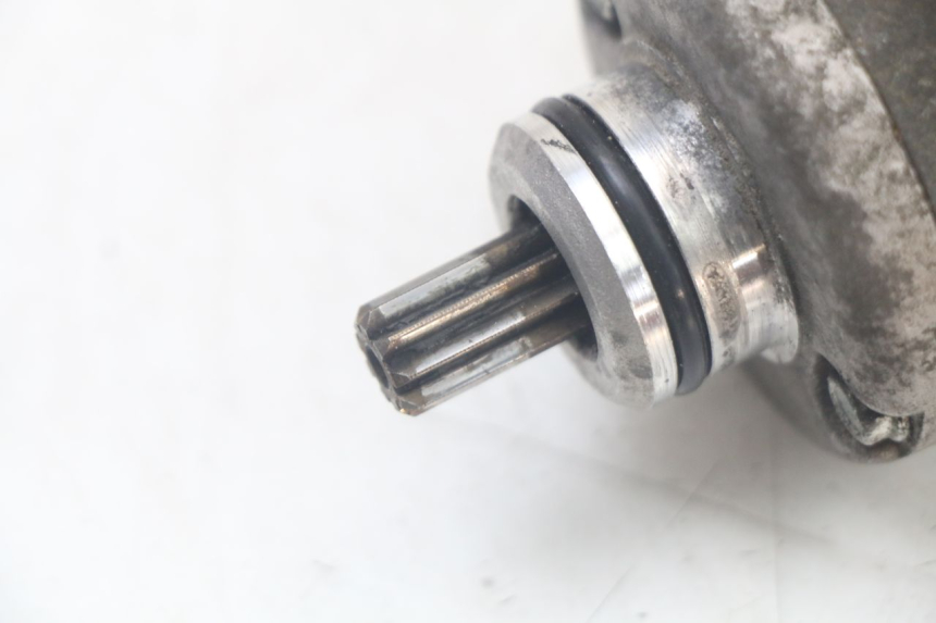 photo de MOTOR DE ARRANQUE PIAGGIO LIBERTY 125 (2009 - 2013) - Detalhe da peça