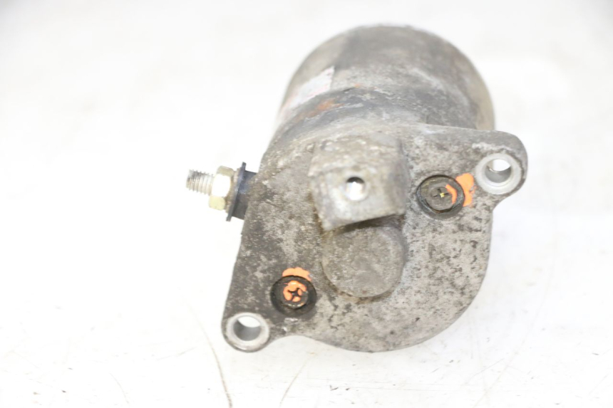 photo de MOTOR DE ARRANQUE PIAGGIO LIBERTY 125 (1998 - 2008) - Zoom do estado de desgaste