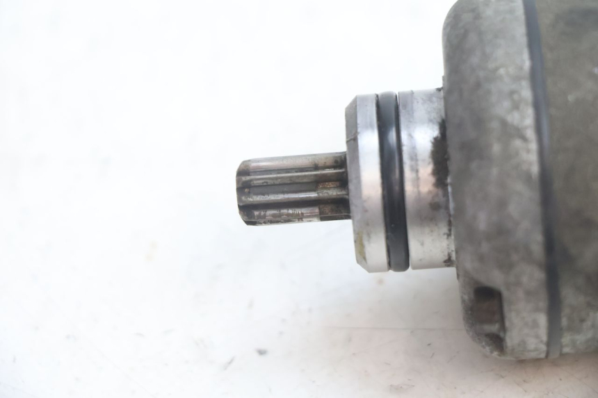 photo de MOTOR DE ARRANQUE PIAGGIO LIBERTY 125 (1998 - 2008) - Detalhe da peça