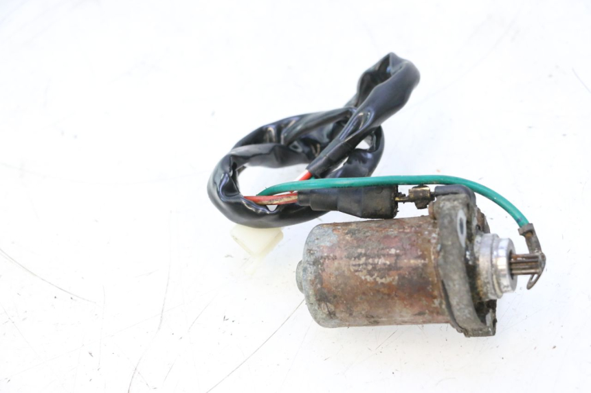 photo de MOTOR DE ARRANQUE PEUGEOT LUDIX 50 (2008 - 2017) - Zoom do estado de desgaste