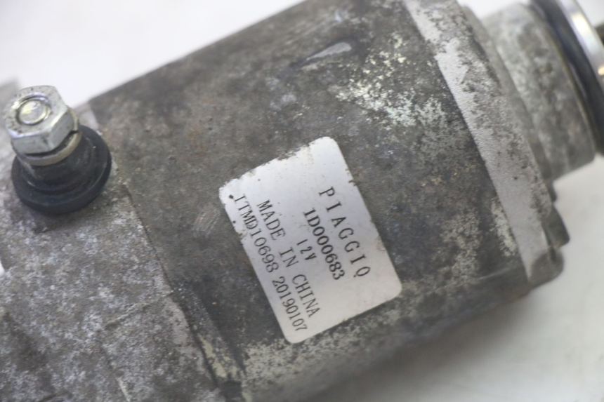 photo de MOTOR DE ARRANQUE PIAGGIO MP3 HPE 350 (2018 - 2020) - Zoom do estado de desgaste
