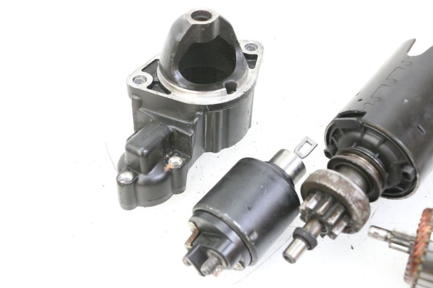 photo de MOTOR DE ARRANQUE MOTO GUZZI NORGE 8V GT 1200 (2011 - 2016) - Pontos de fixação