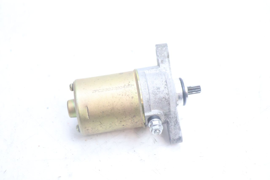 photo de ARRANCADOR JM MOTORS OLDIES 4T 50 (2020 - 2026) - Outro ângulo de visão