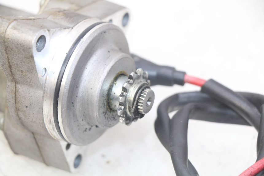 photo de MOTOR DE ARRANQUE PANTHERA PANTHERA 110 (2010 - 2017) - Vista geral