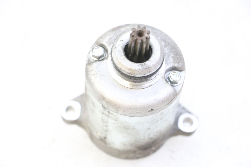 photo de MOTOR DE ARRANQUE PIAGGIO VESPA LX 150 (2005 - 2013) - Outro ângulo de visão