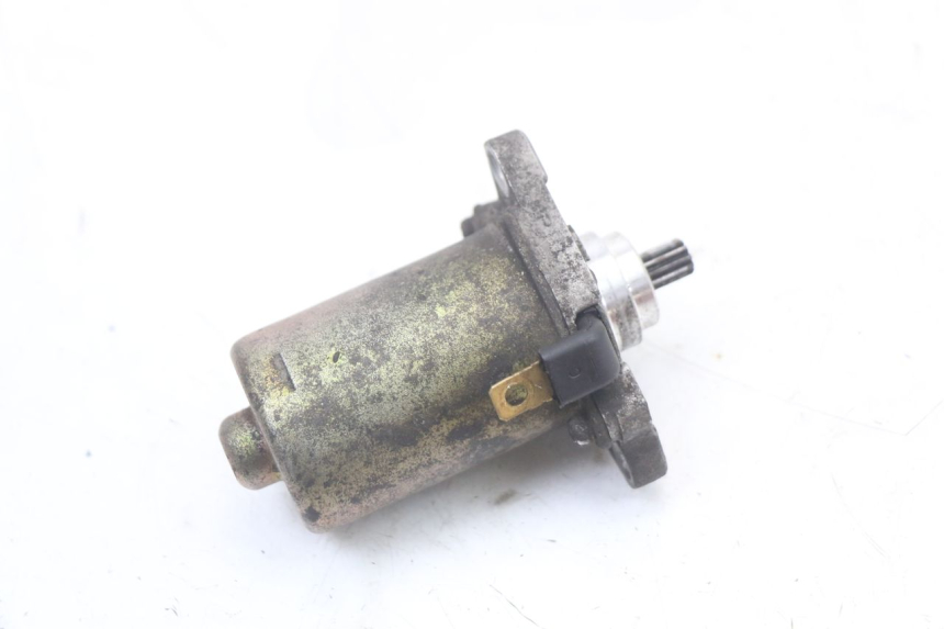 photo de MOTOR DE ARRANQUE PIAGGIO VESPA LX 2T 50 (2005 - 2013) - Outro ângulo de visão