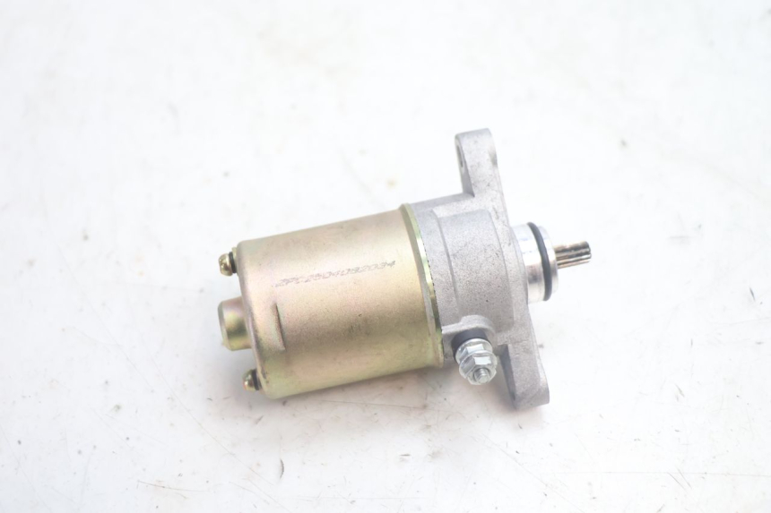 photo de ARRANCADOR JM MOTORS R-MAX TECH 50 (2024 - 2026) - Outro ângulo de visão