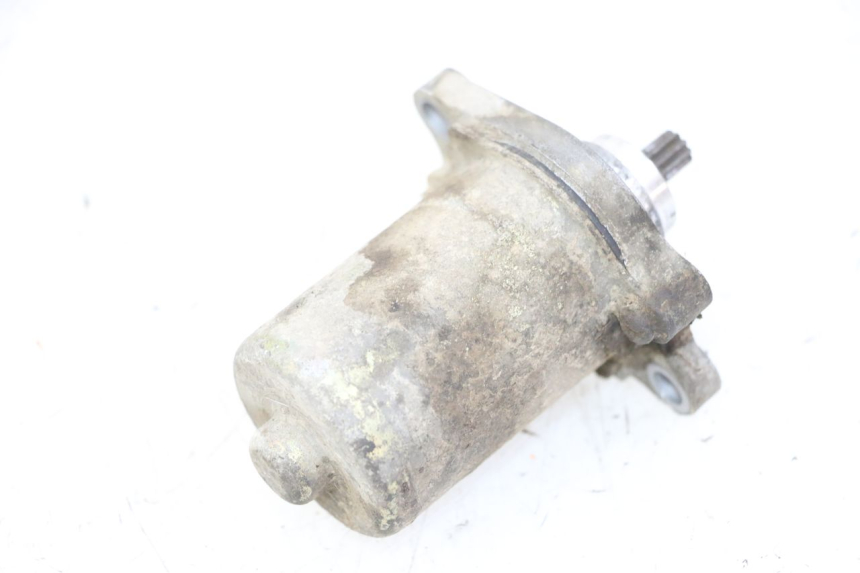 photo de MOTOR DE ARRANQUE PGO RODOSHOW 2T 50 (2003 - 2007) - Outro ângulo de visão