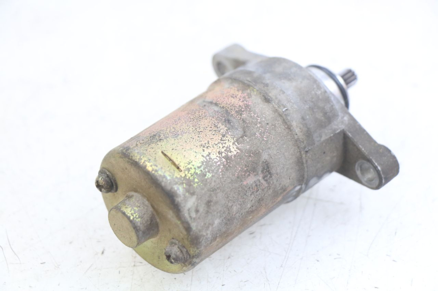 photo de MOTOR DE ARRANQUE TNT MOTOR ROMA 10' 4T 50 (2019 - 2022) - Detalhe da peça