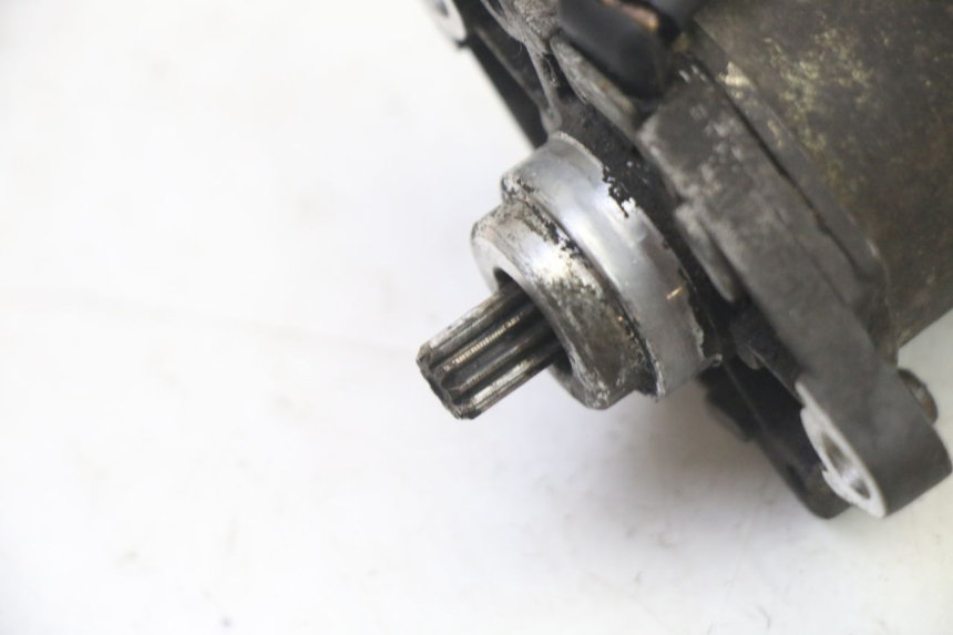 photo de MOTOR DE ARRANQUE GILERA RUNNER SP 50 (2006 - 2008) - Zoom do estado de desgaste