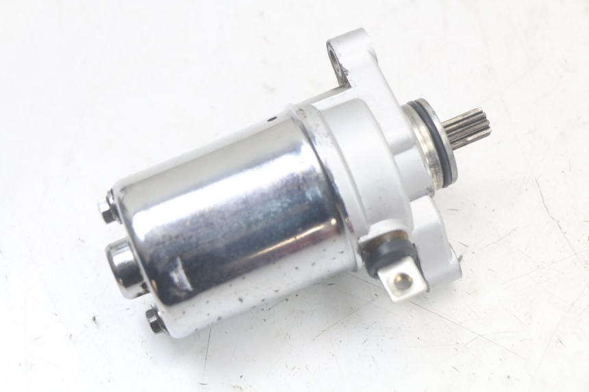 photo de MOTOR DE ARRANQUE KEEWAY RY6 2T 50 (2011 - 2019) - Ampliação técnica