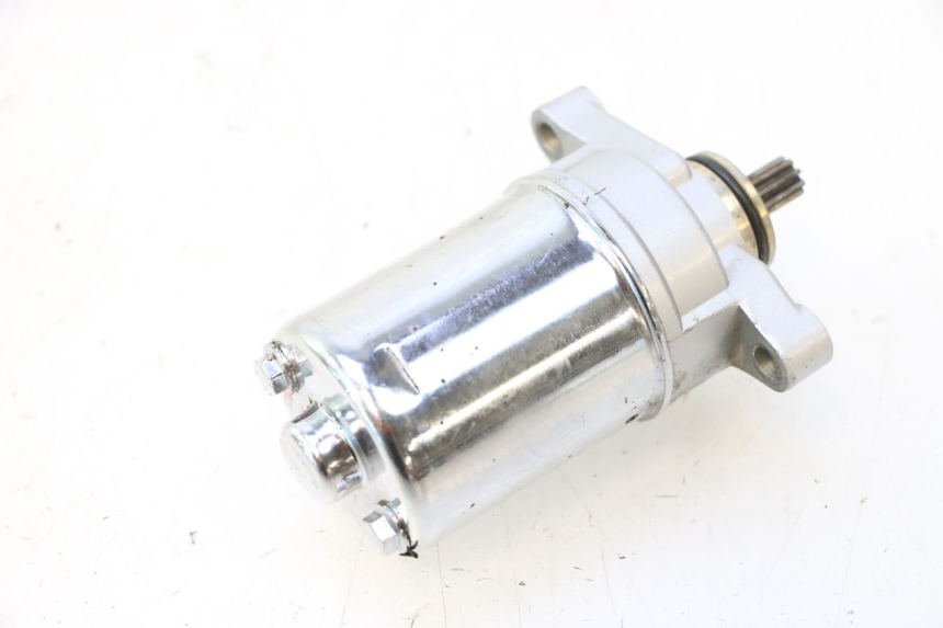 photo de MOTOR DE ARRANQUE KEEWAY RY6 2T 50 (2011 - 2019) - Ampliação técnica