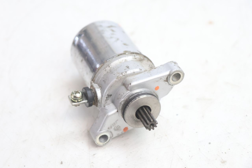 photo de MOTOR DE ARRANQUE KEEWAY RY6 2T 50 (2011 - 2019) - Ampliação técnica