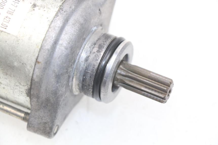 photo de MOTOR DE ARRANQUE BMW S RR ABS S1000RR 1000 (2009 - 2011) - Outro ângulo de visão
