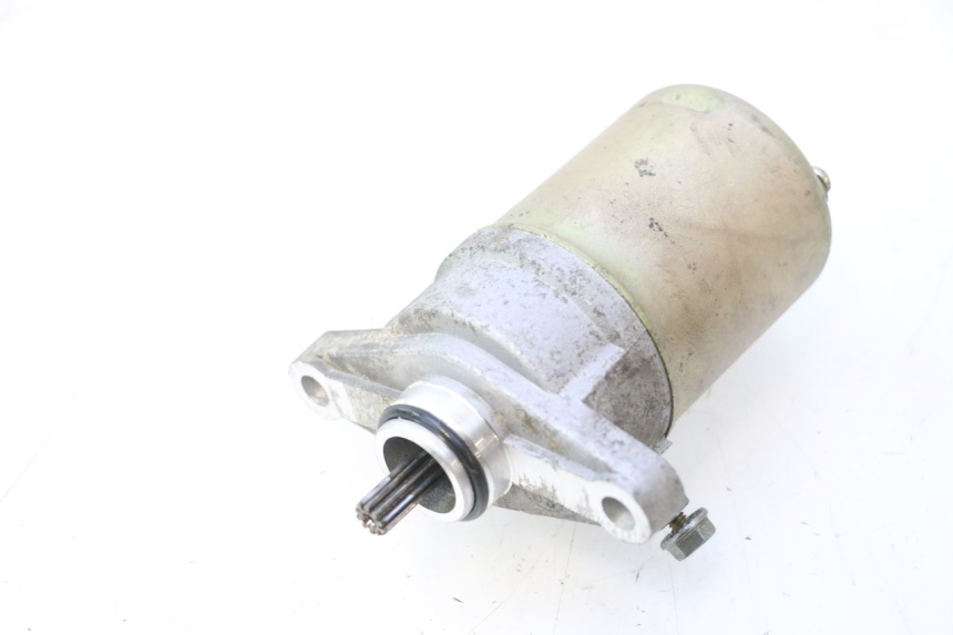 photo de MOTOR DE ARRANQUE JM MOTORS SANTANA 50 (2014 - 2023) - Detalhe da peça