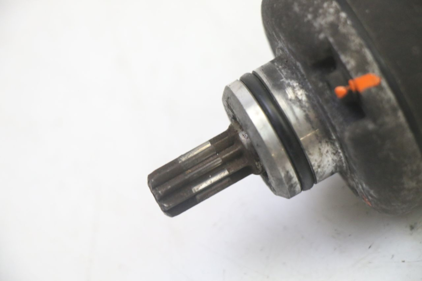 photo de MOTOR DE ARRANQUE PEUGEOT SATELIS 125 (2013 - 2018) - Detalhe da peça