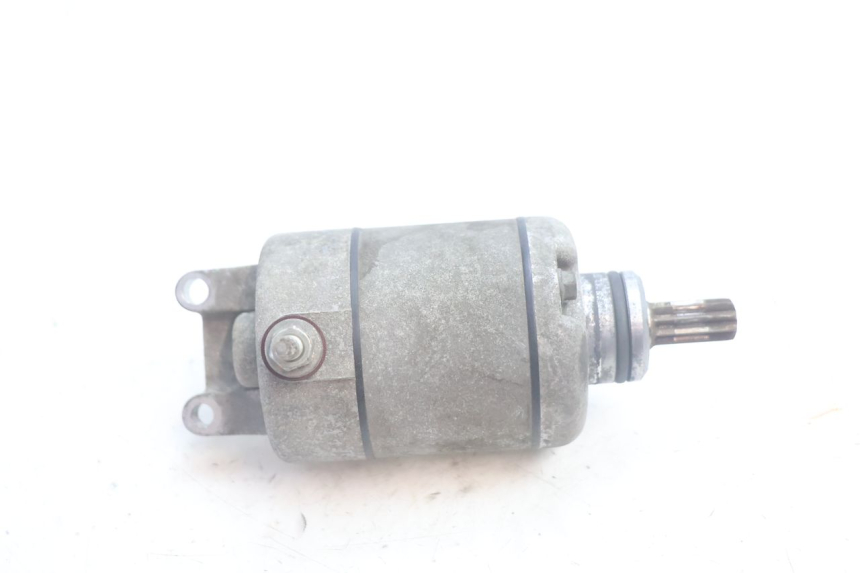 photo de MOTOR DE ARRANQUE PEUGEOT SATELIS 125 (2013 - 2018) - Outro ângulo de visão