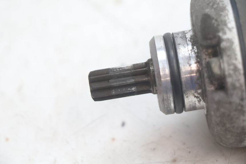 photo de MOTOR DE ARRANQUE PEUGEOT SATELIS 125 (2013 - 2018) - Detalhe da peça