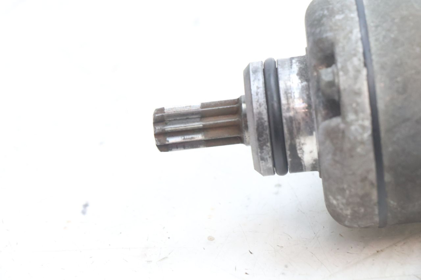photo de MOTOR DE ARRANQUE PEUGEOT SATELIS 125 (2006 - 2009) - Detalhe da peça