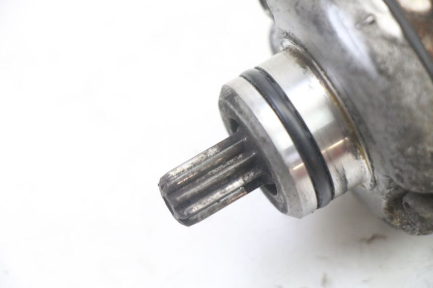 photo de MOTOR DE ARRANQUE APRILIA SCARABEO GT TOURING 125 (1999 - 2005) - Detalhe da peça