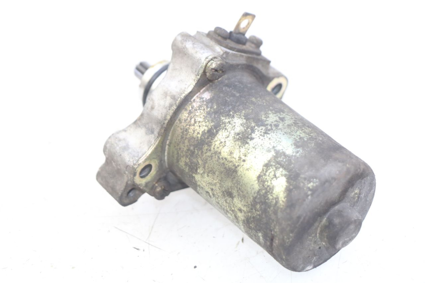 photo de MOTOR DE ARRANQUE APRILIA SCARABEO 100 (2003 - 2012) - Zoom do estado de desgaste