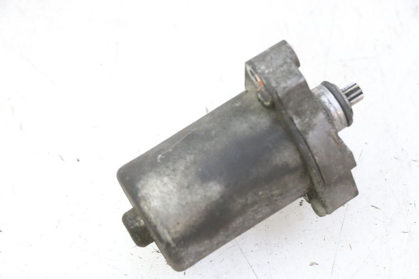photo de MOTOR DE ARRANQUE HONDA SCV LEAD 100 (2003 - 2007) - Zoom do estado de desgaste