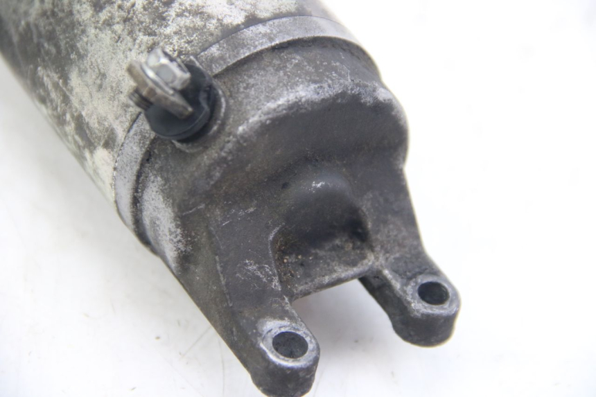 photo de MOTOR DE ARRANQUE SUZUKI SIXTEEN 125 (2008 - 2010) - Zoom do estado de desgaste