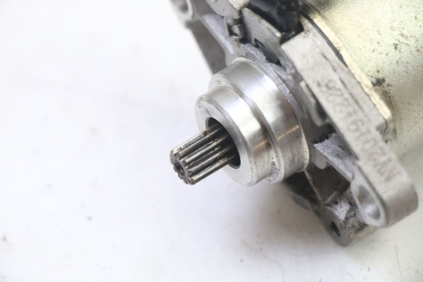 photo de MOTOR DE ARRANQUE APRILIA SR 2T 50 (2018 - 2022) - Detalhe da peça
