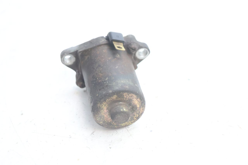 photo de ARRANQUE PEUGEOT STREETZONE NAKED 2T 50 (2014 - 2018) - Pontos de fixação