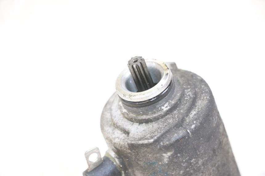 photo de MOTOR DE ARRANQUE SYM ORBIT 2 4T 50 (2008 - 2017) - Outro ângulo de visão