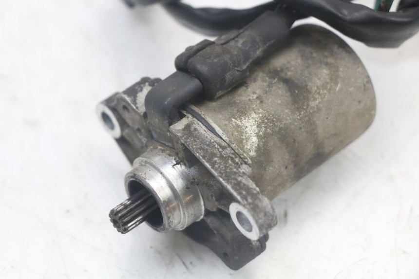 photo de MOTOR DE ARRANQUE PEUGEOT TKR TREKKER FURIOUS 50 (2005 - 2014) - Detalhe da peça