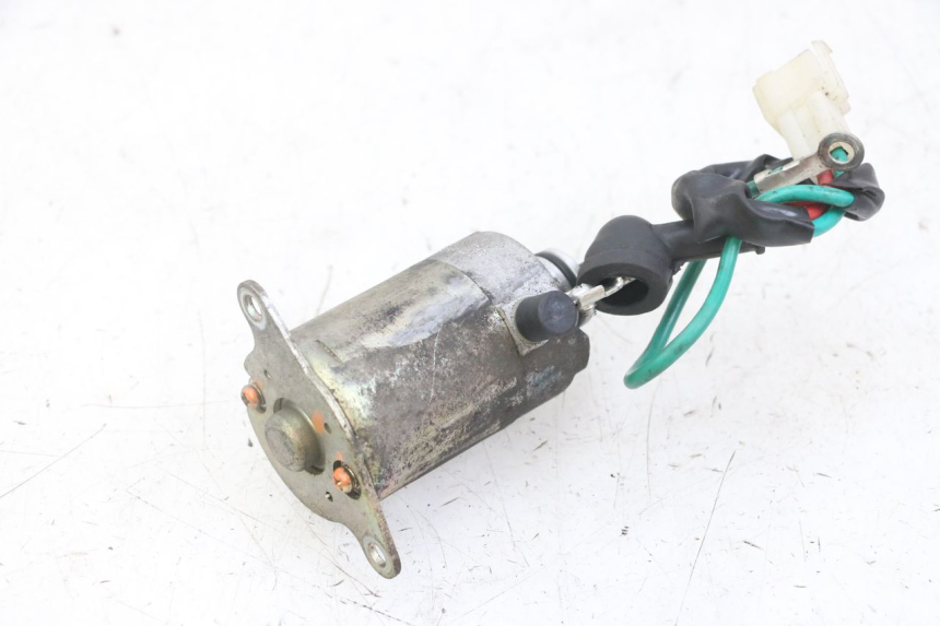 photo de MOTOR DE ARRANQUE PEUGEOT TWEET 4T 50 (2014 - 2019) - Zoom do estado de desgaste