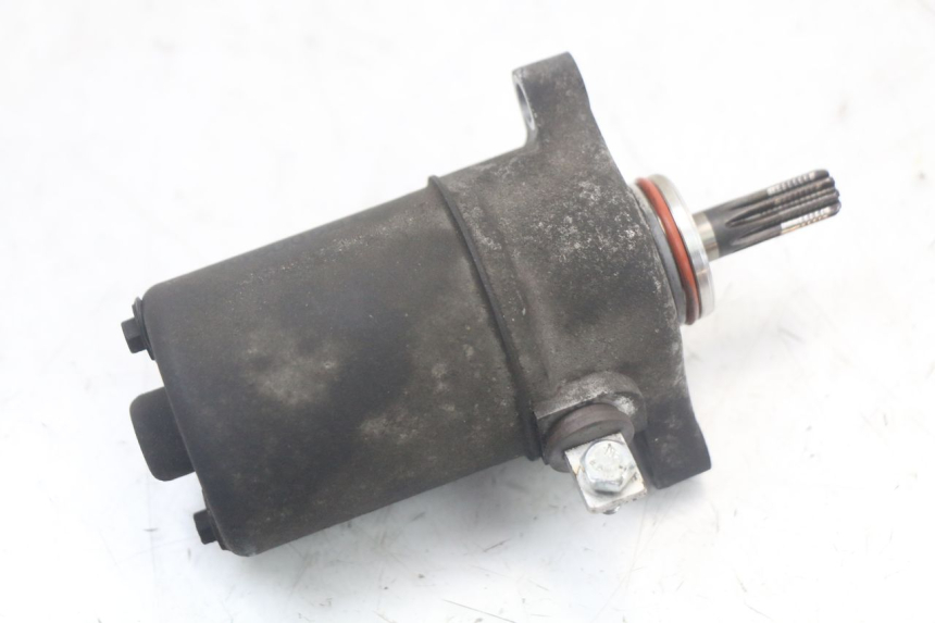 photo de MOTOR DE ARRANQUE YAMAHA XMAX X-MAX 125 (2006 - 2009) - Zoom do estado de desgaste