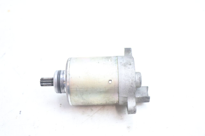 photo de MOTOR DE ARRANQUE PIAGGIO X8 STREET 125 (2006 - 2007) - Outro ângulo de visão