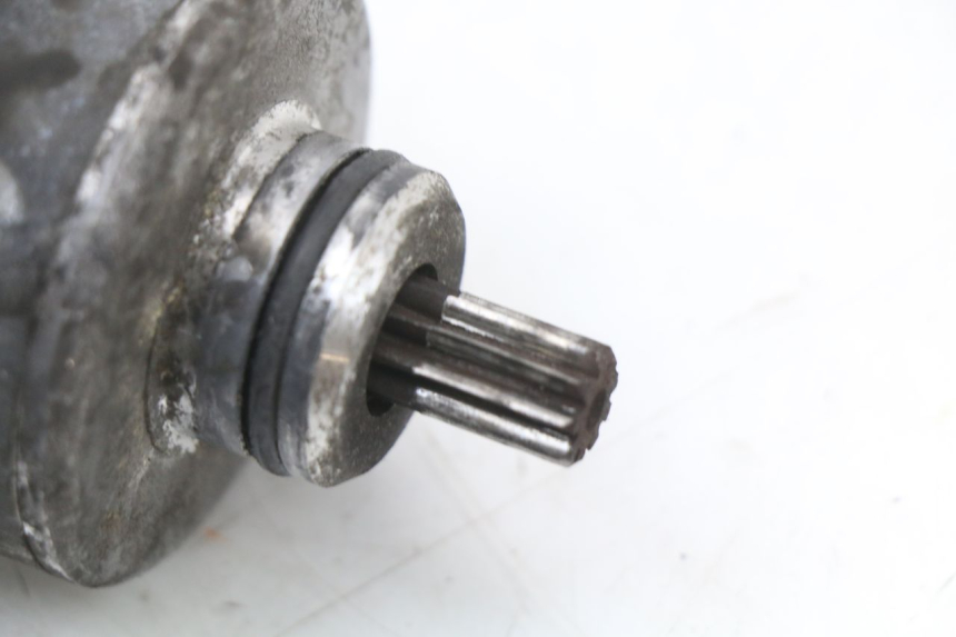 photo de MOTOR DE ARRANQUE PIAGGIO X9 125 (2000 - 2003) - Detalhe da peça