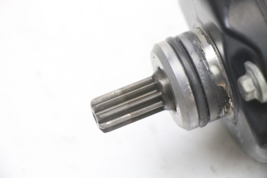 photo de MOTOR DE ARRANQUE YAMAHA FZS FAZER 600 (2001 - 2003) - Detalhe da peça