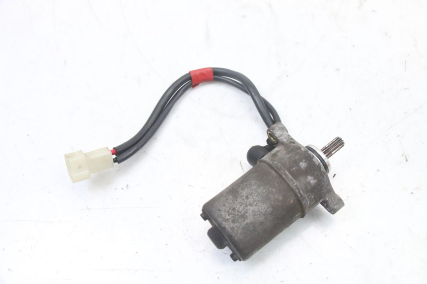 photo de MOTOR DE ARRANQUE YAMAHA NEOS NEO'S 4T 50 (2008 - 2016) - Outro ângulo de visão